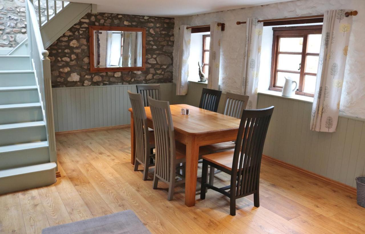Pullman Cottage - The Culm Valley Inn Culmstock Dış mekan fotoğraf